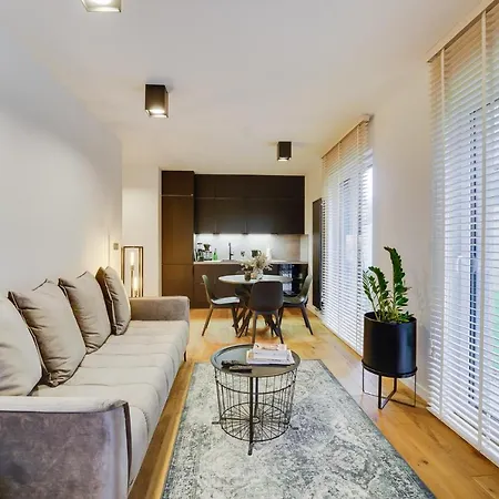 Deluxe Black Orchid Baltic Concept アパート ジビジノ